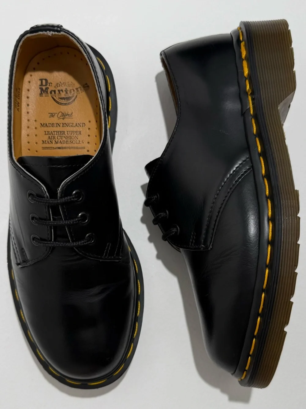 Vintage Dr. Martens England 1461 Black Smooth Leather MIE Oxfords UK 4 - Picture 1 of 16